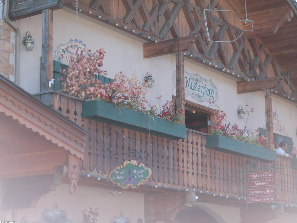 ការពិចារណា និងការចូលរួមកសាងសង្គម